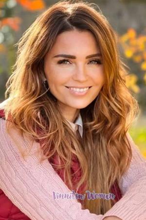 210340 - Larisa Age: 47 - Ukraine