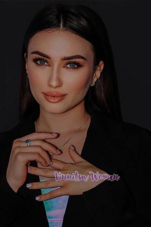 210989 - Viktoriia Age: 24 - Germany