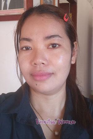 216733 - Sreynor Age: 39 - Cambodia