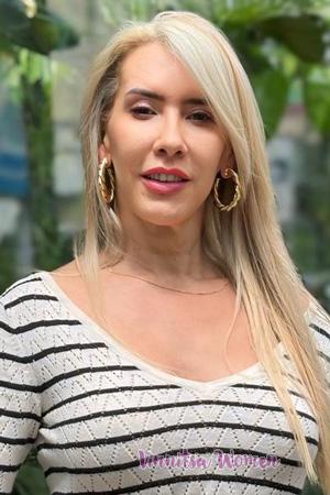 225516 - Diana Age: 56 - Colombia