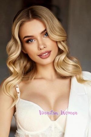 227853 - Tatyana Age: 31 - Ukraine