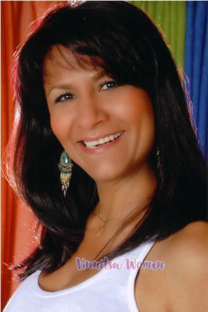 84458 - Claudia Age: 46 - Colombia